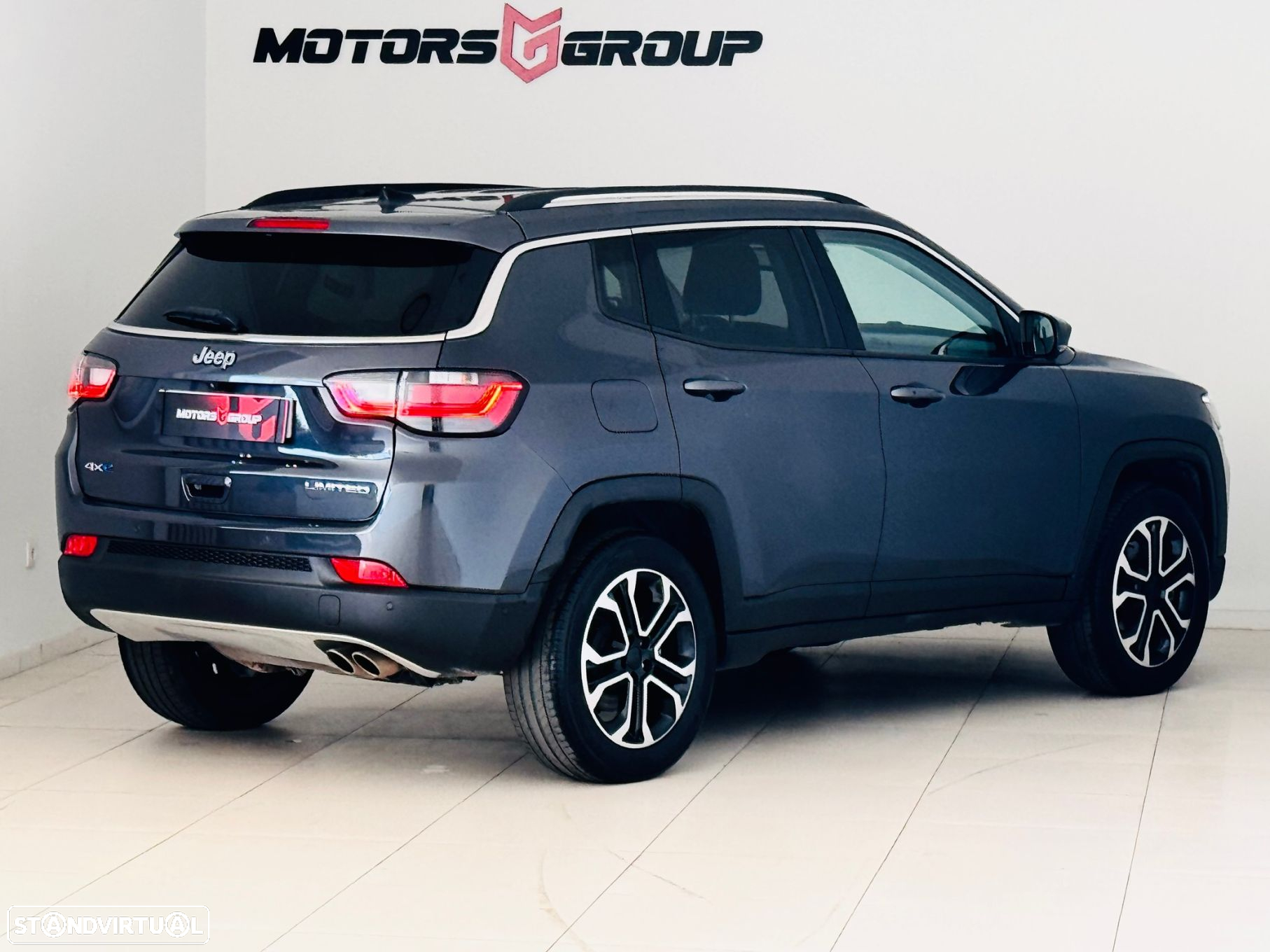 Jeep Compass - 38