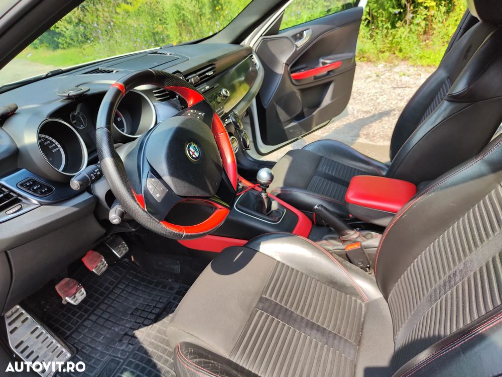 Alfa Romeo Giulietta 2.0 Mjet Distinctive - 23