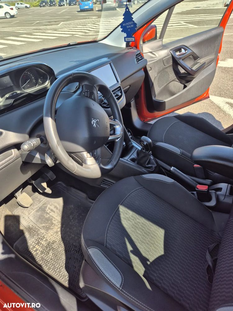 Peugeot 208 1.6 BlueHDi FAP Active - 9