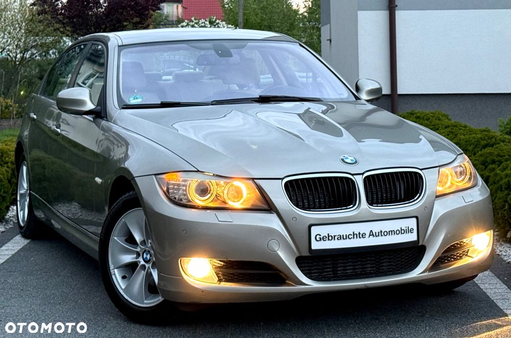 BMW Seria 3 320d - 32
