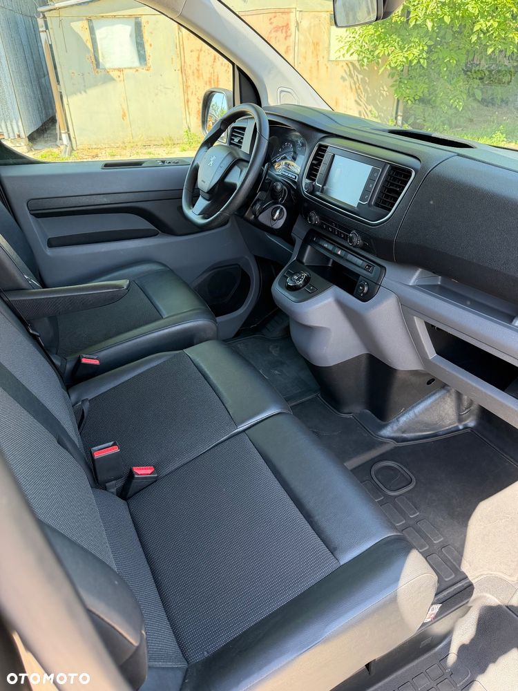 Peugeot Expert - 8