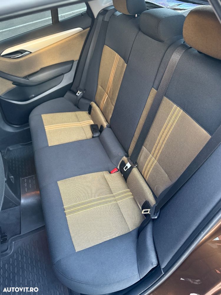 BMW X1 sDrive20d - 15