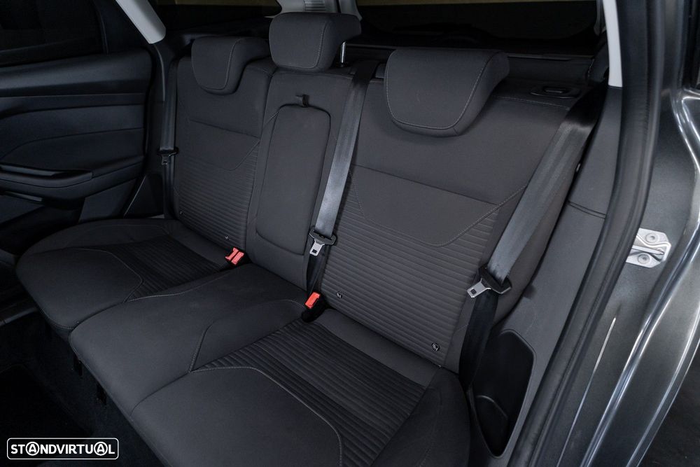 Ford Focus - 27