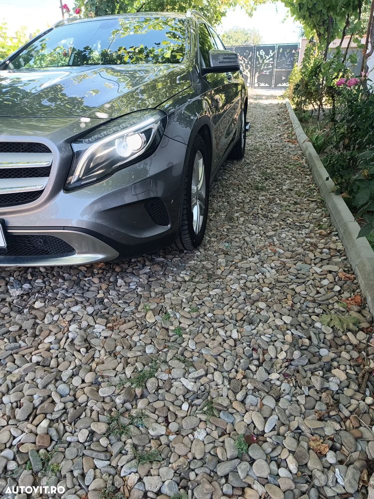 Mercedes-Benz GLA 200 CDI 4MATIC Aut. - 2