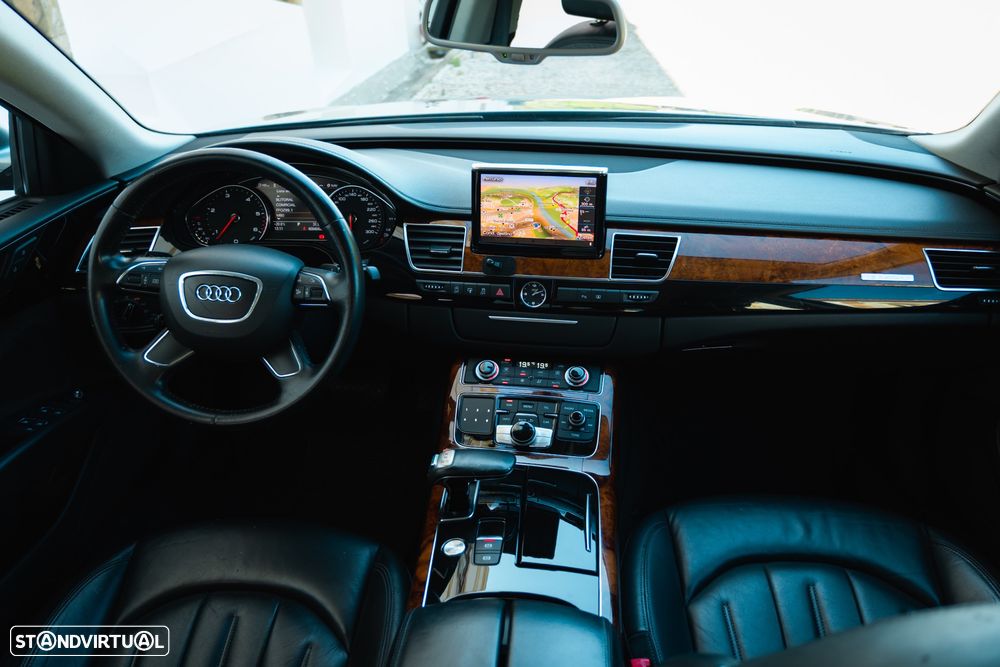 Audi A8 3.0 TDI DPF clean quattro tiptronic - 25