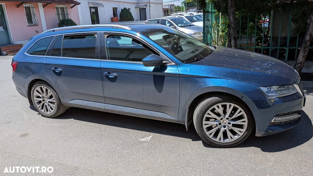 Skoda Superb 2.0 TDI DSG Style - 1