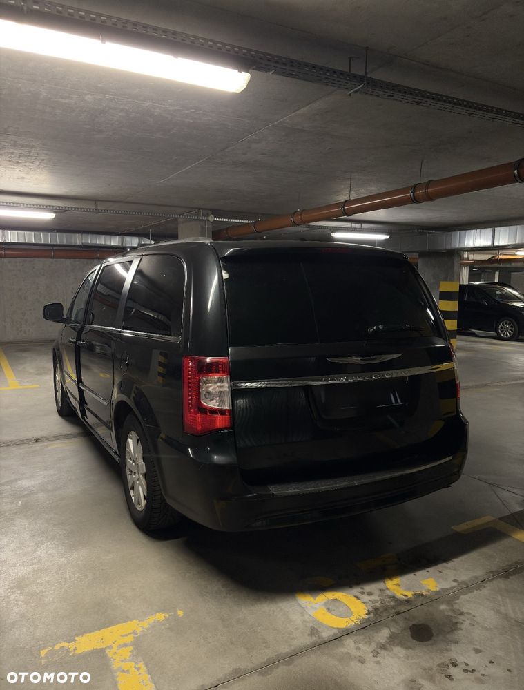Chrysler Town & Country 3.6 Touring - 7