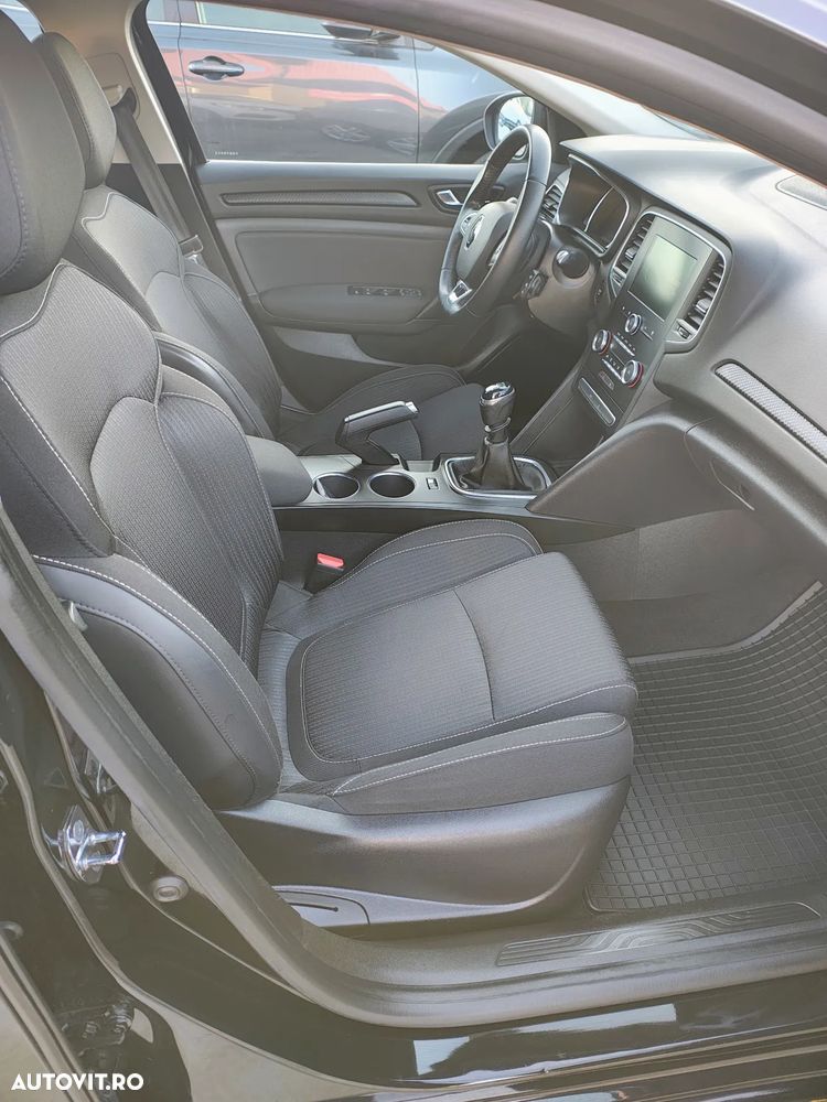 Renault Megane BLUE dCi 115 BUSINESS EDITION - 16