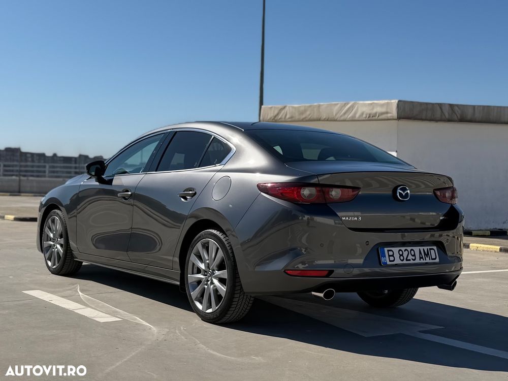 Mazda 3 - 6