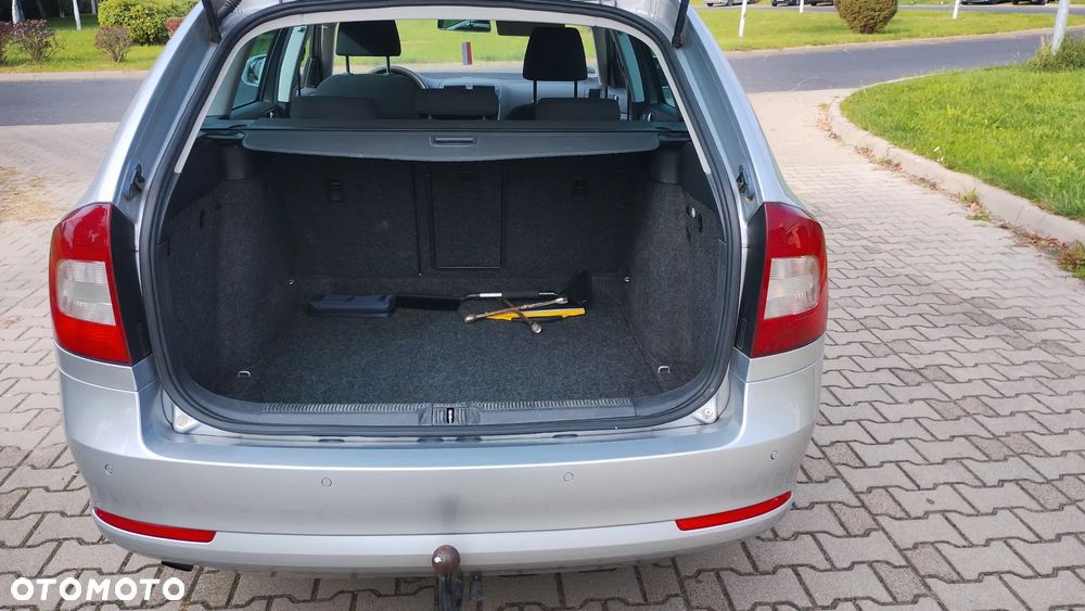 Skoda Octavia 2012 photo 5