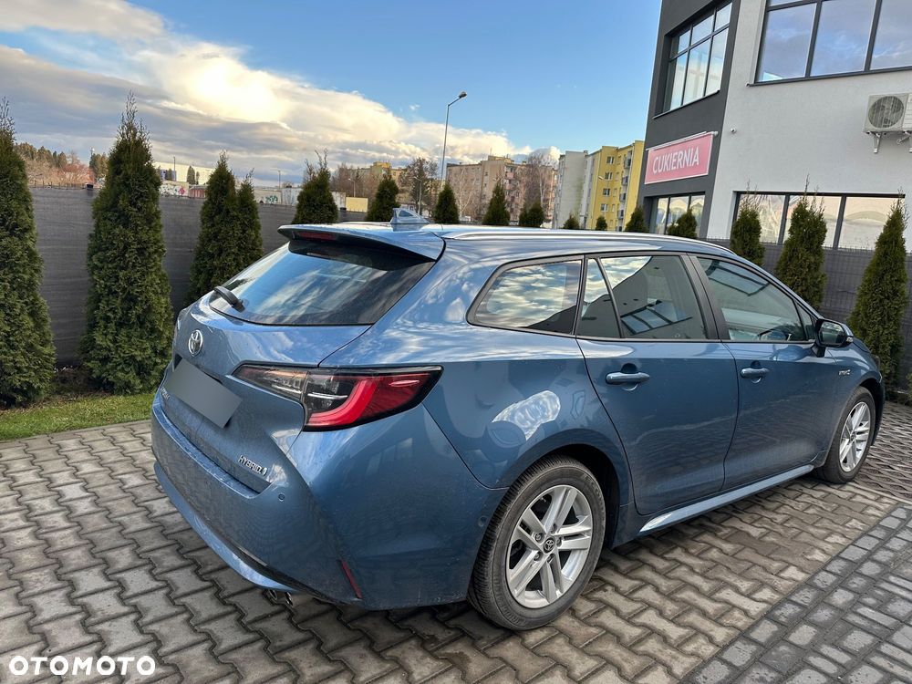 Toyota Corolla - 4