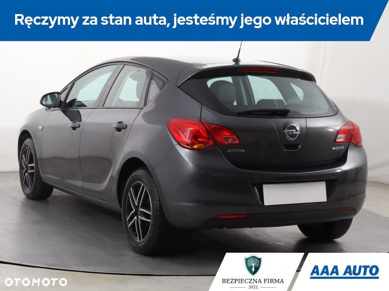 Opel Astra - 6