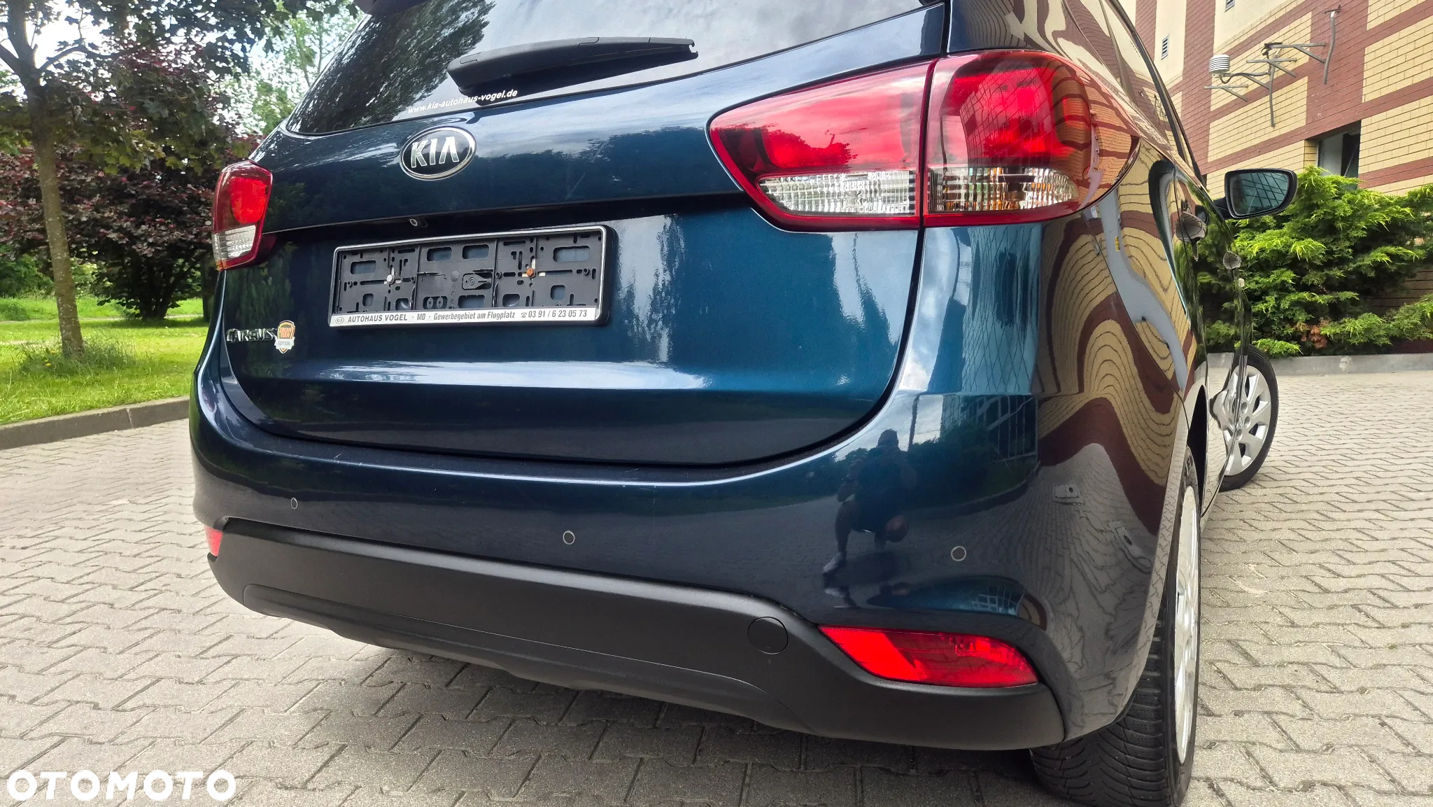 Kia Carens 1.6 GDI Dream Team Edition - 35