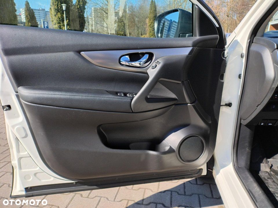 Nissan Qashqai - 10