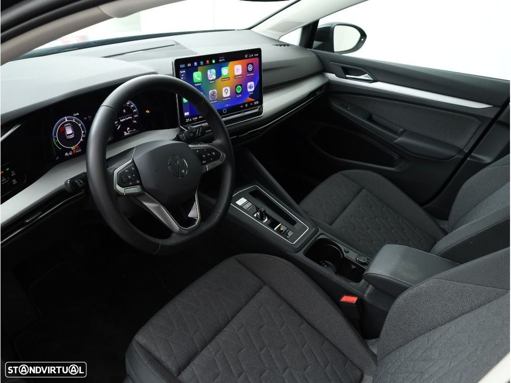 VW Golf 1.5 TSI e-Hybrid Life DSG - 14