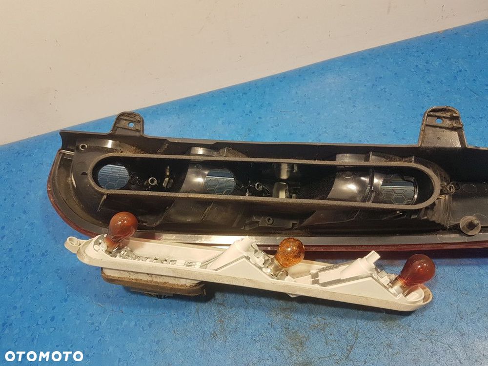 FORD FOCUS MK2 LAMPA TYŁ LEWA ZEWNĘTRZNA 8M5113405C - 12