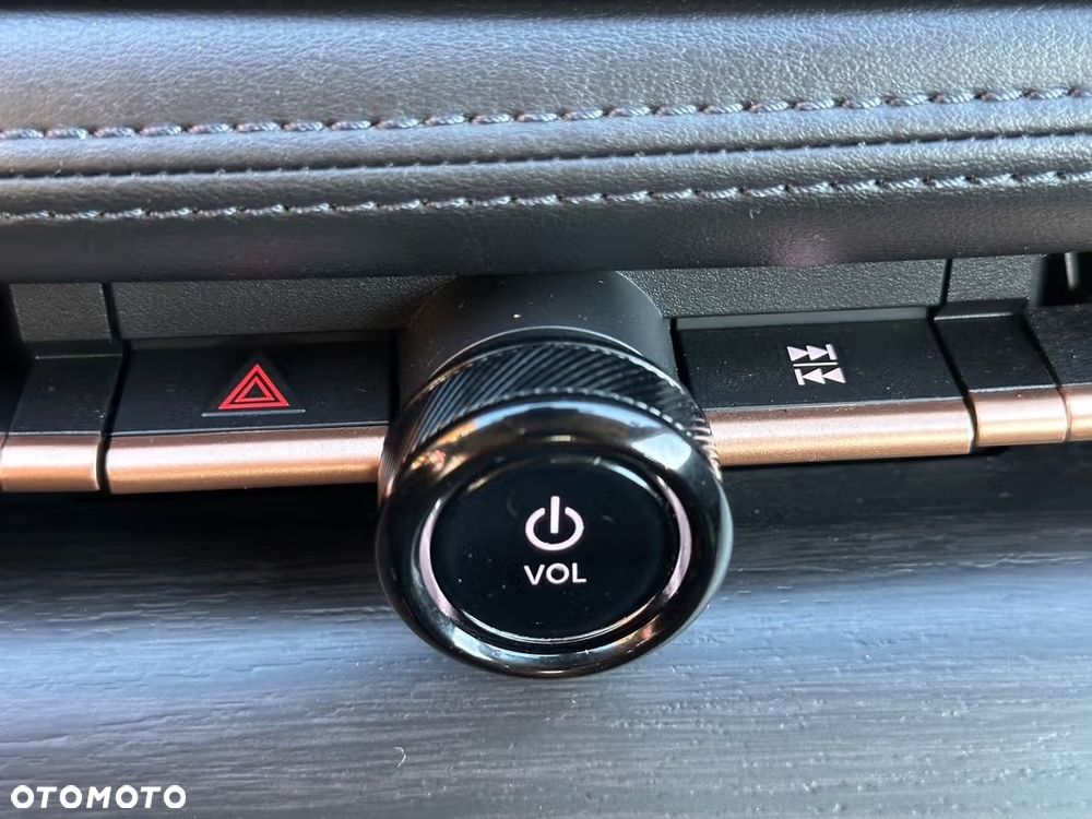 Nissan Ariya 87kWh E-4orce Nismo - 26