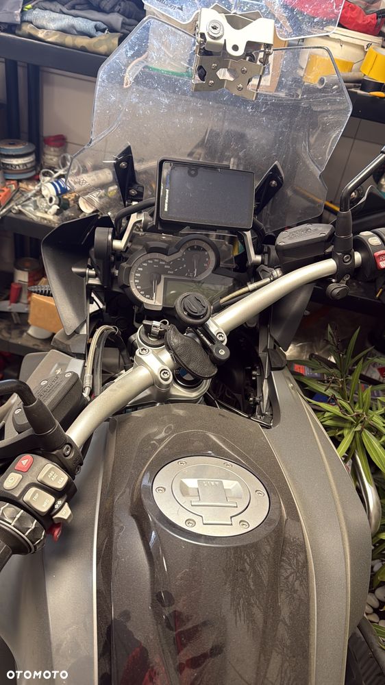 BMW R - 3