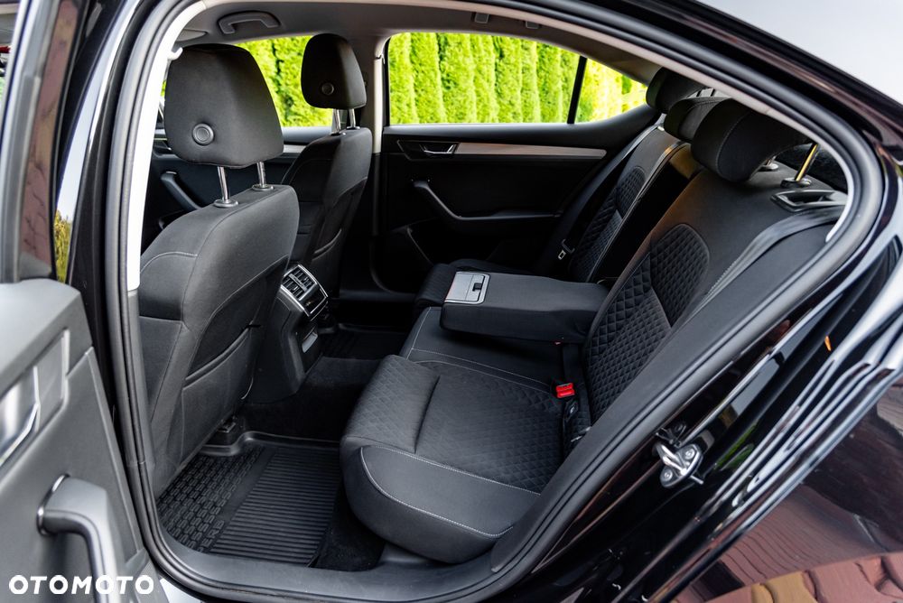 Skoda Superb 2.0 TDI DSG Style - 20