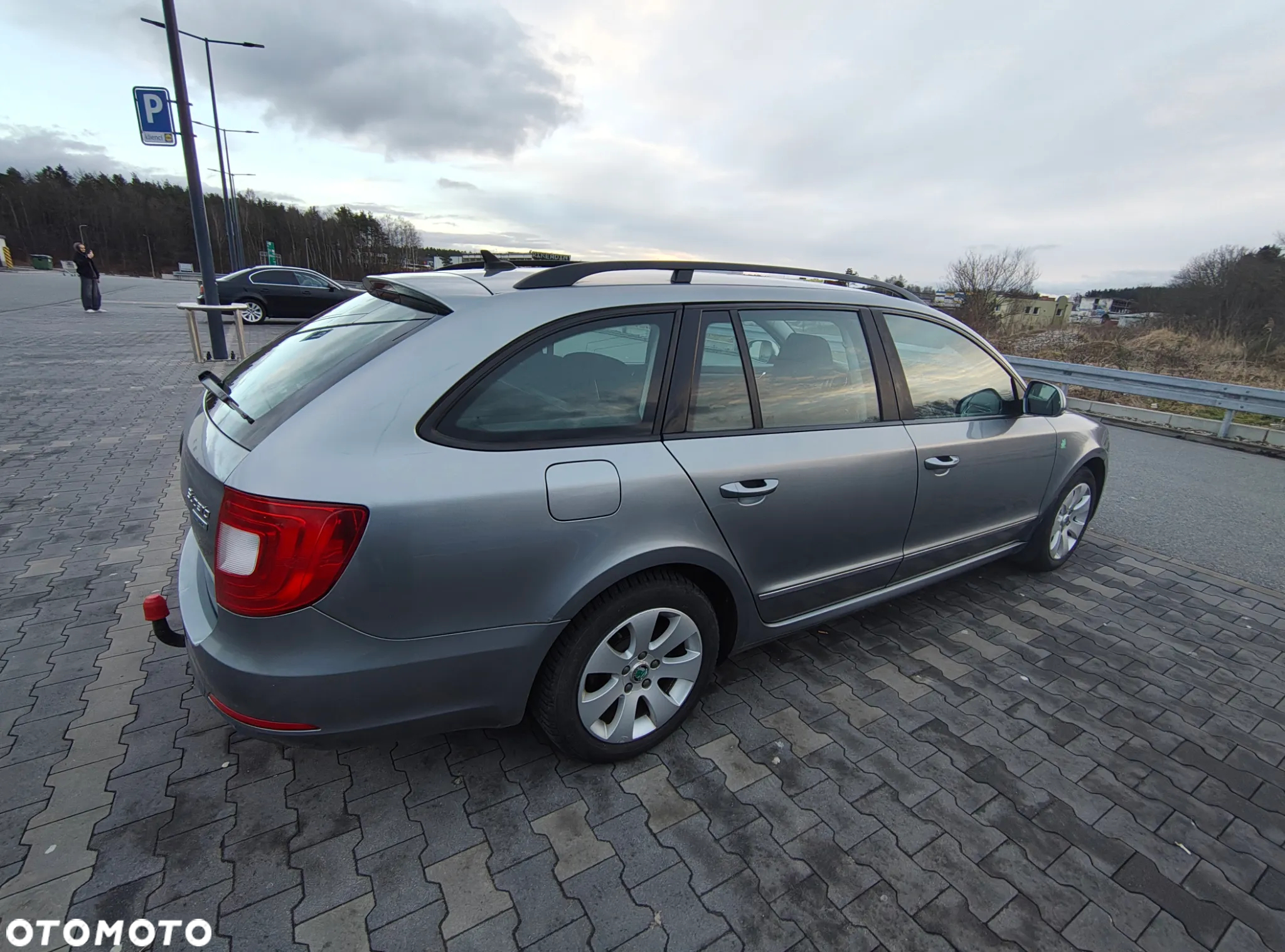 Skoda Superb 1.6 TDI Comfort / Active Greenline - 4