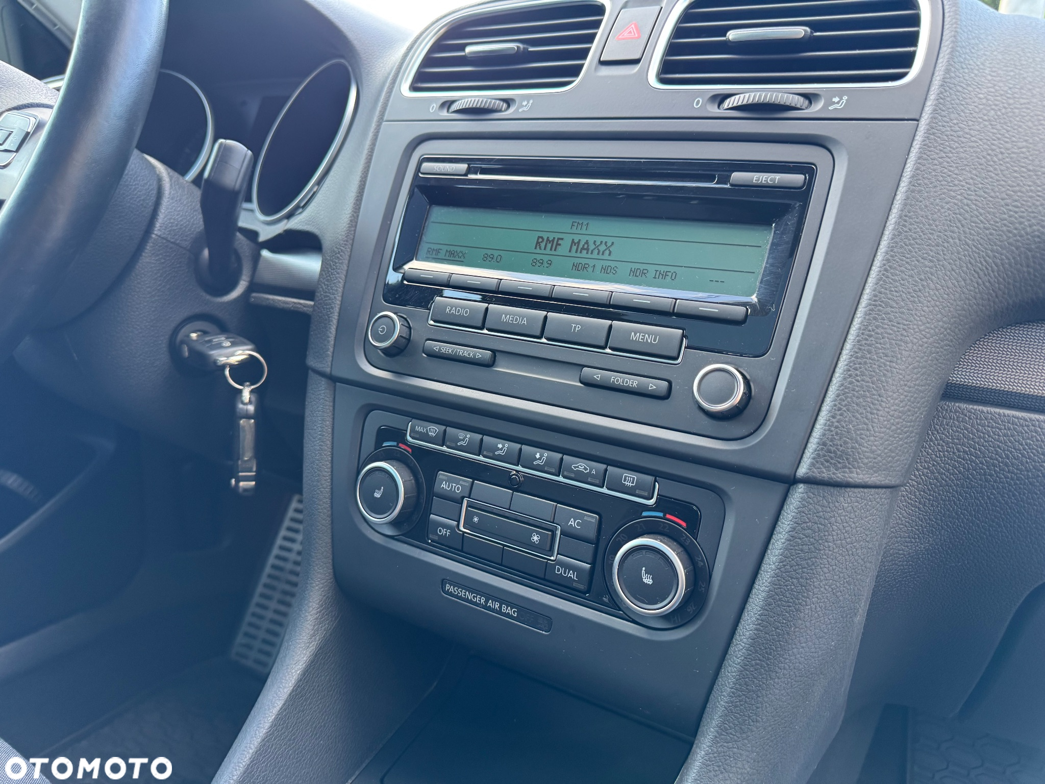Volkswagen Golf 1.2 TSI BlueMotion Technology MATCH - 20