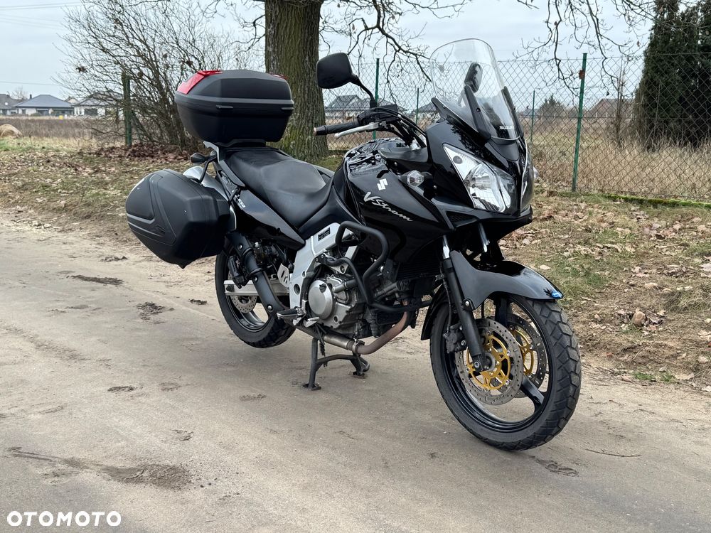 Suzuki V-STROM - 1
