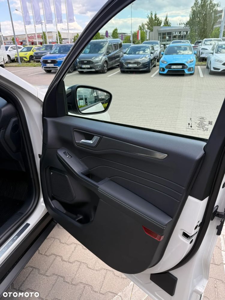 Ford Kuga 2.5 FHEV FWD Sound Edition eCVT - 29