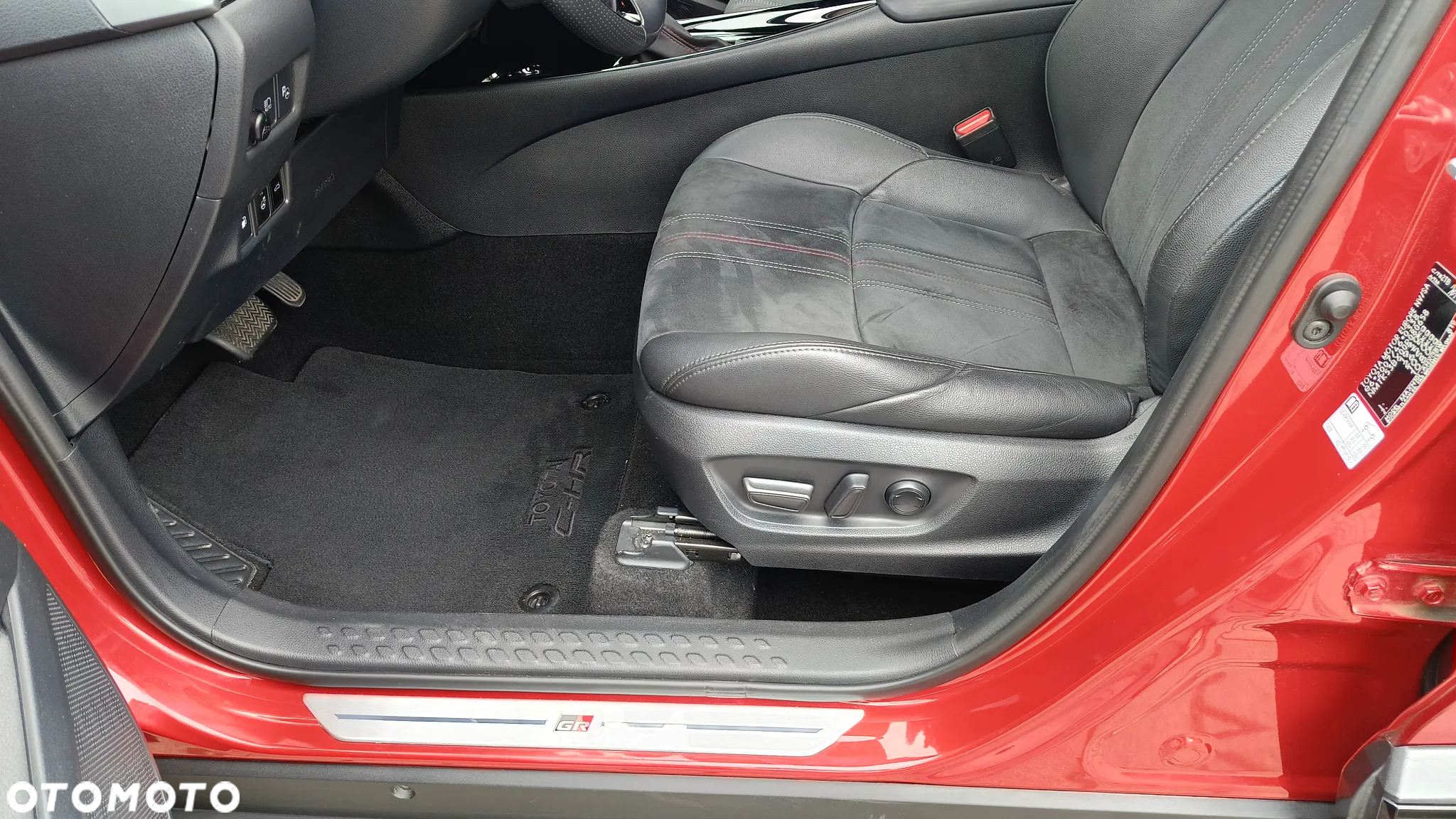 Toyota C-HR 2.0 Hybrid GR Sport - 9
