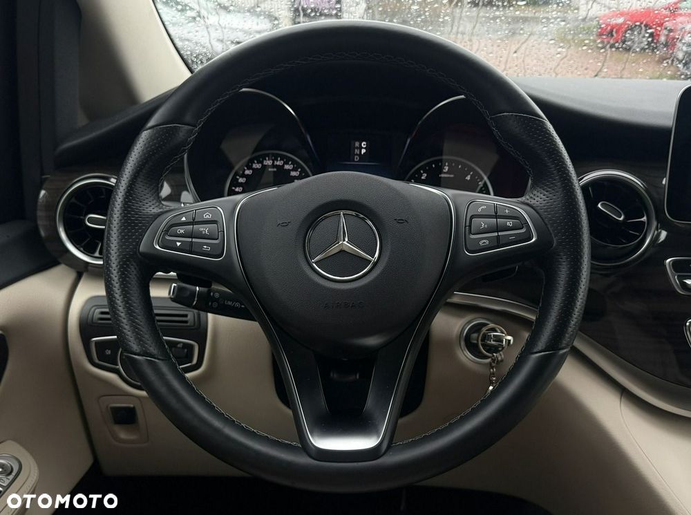 Mercedes-Benz Klasa V 250 d extralang 9G-TRONIC Special Edition Avantgarde - 22