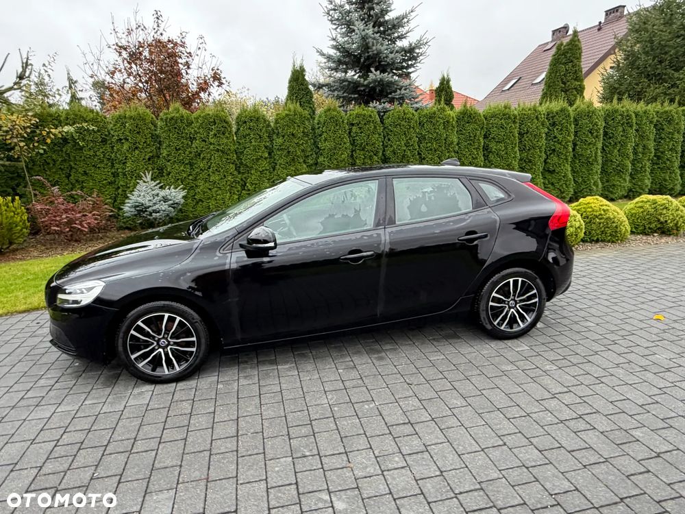 Volvo V40 D2 Summum - 3