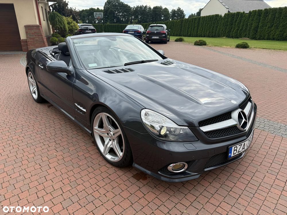 Mercedes-Benz SL - 13