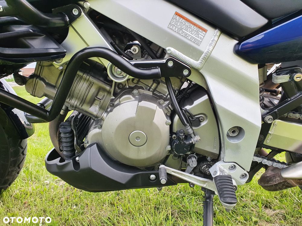 Suzuki V-STROM - 13