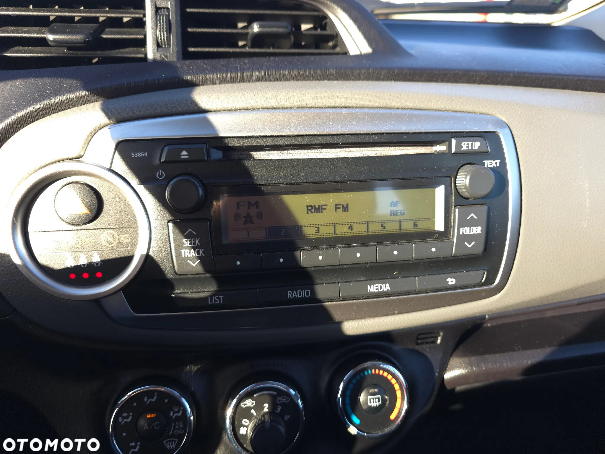 Toyota Yaris 1.0 Luna - 24