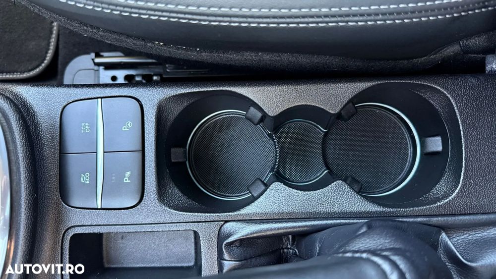 Ford Fiesta 1.5 TDCi S&S VIGNALE - 19