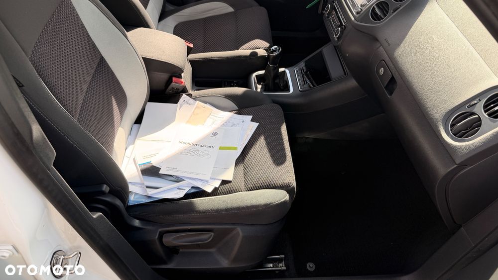 Volkswagen Tiguan - 11