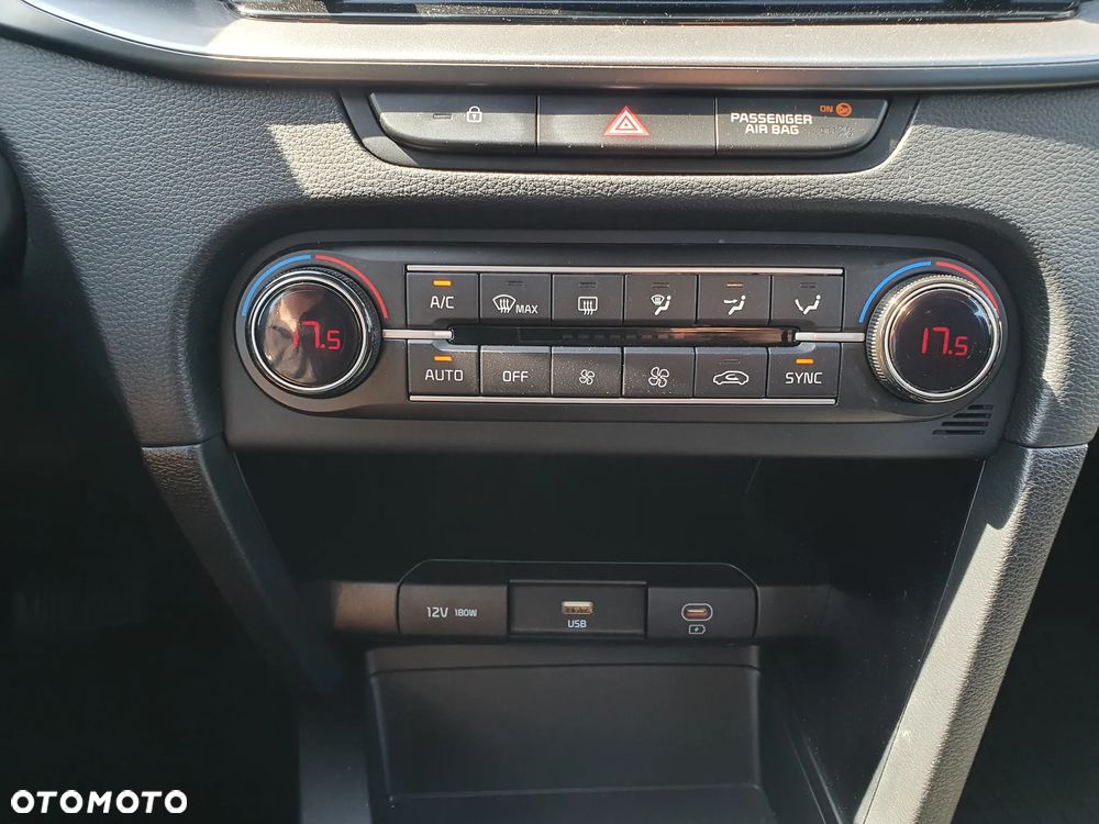 Kia Ceed 1.5 T-GDI M DCT - 39