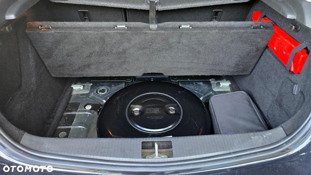 Opel Astra 1.4 T Sport EU6 - 9