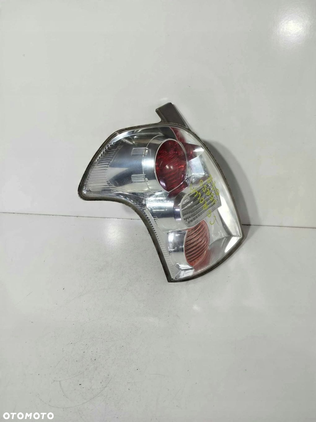 LAMPA LEWA TYLNA TOYOTA COROLLA VERSO 04-08 - 2