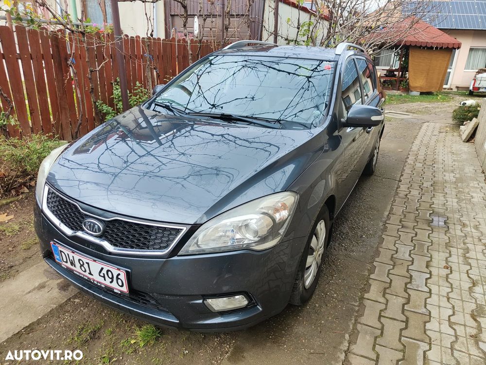 Kia Ceed 1.6 CRDi SW ISG Vision - 9