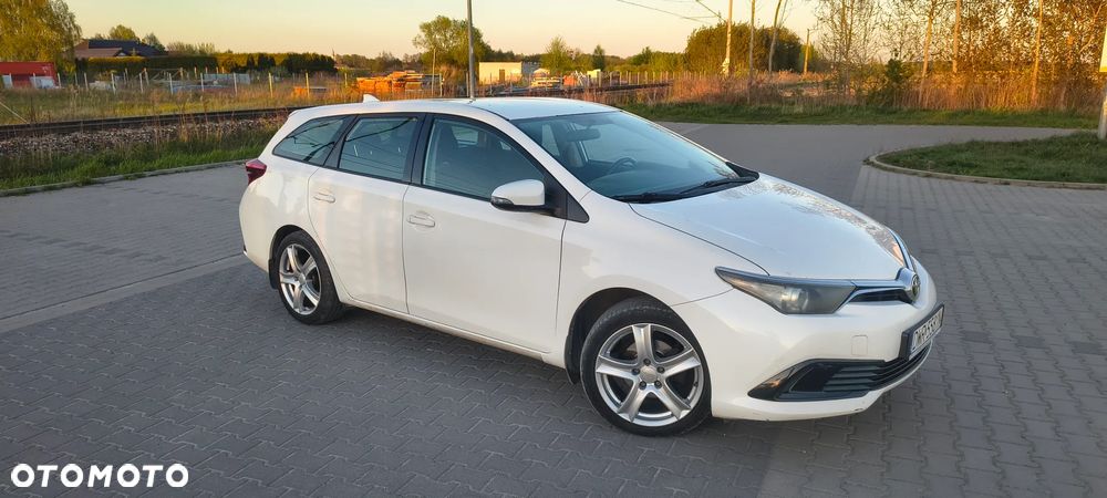Toyota Auris 1.6 Active - 5