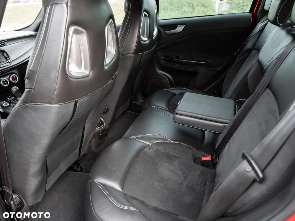 Alfa Romeo Giulietta 1.8 TBi 16V TCT Quadrifoglio Verde - 26