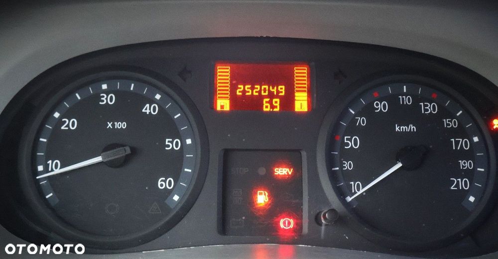Renault Trafic - 20