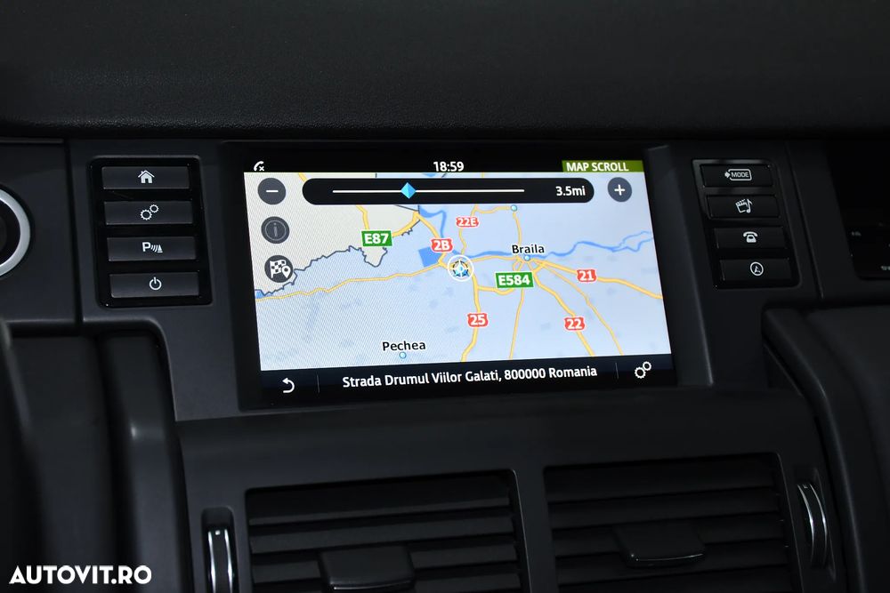 Land Rover Discovery Sport - 27