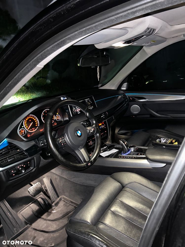 BMW X5 xDrive40d - 11