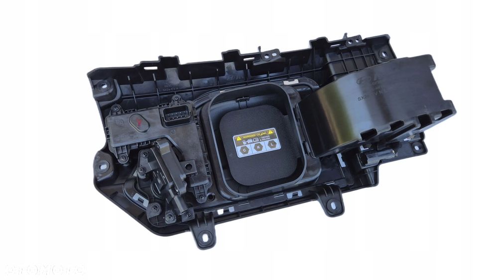 Klapka Gniazdo ładowania KPL Hyundai Kona Electric II EV 23- OE 863CC-HF710 - 7