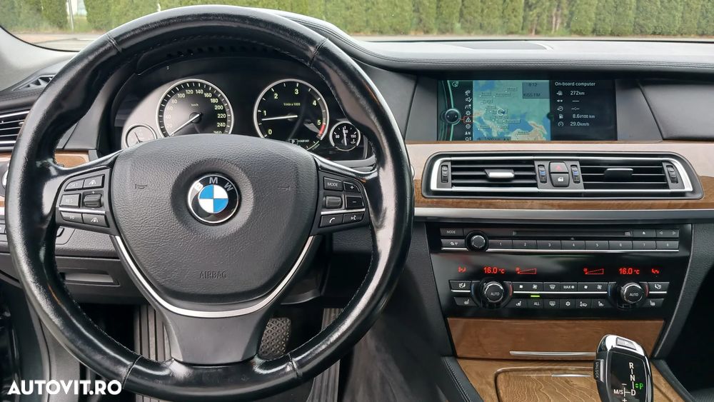 BMW Seria 7 - 12