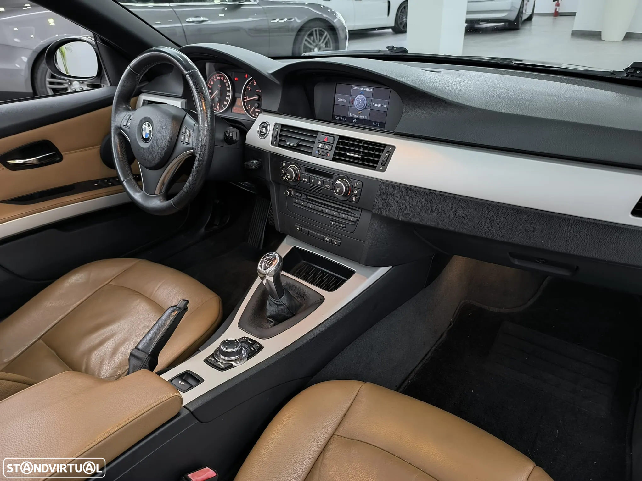 BMW 320 i Cabrio - 31
