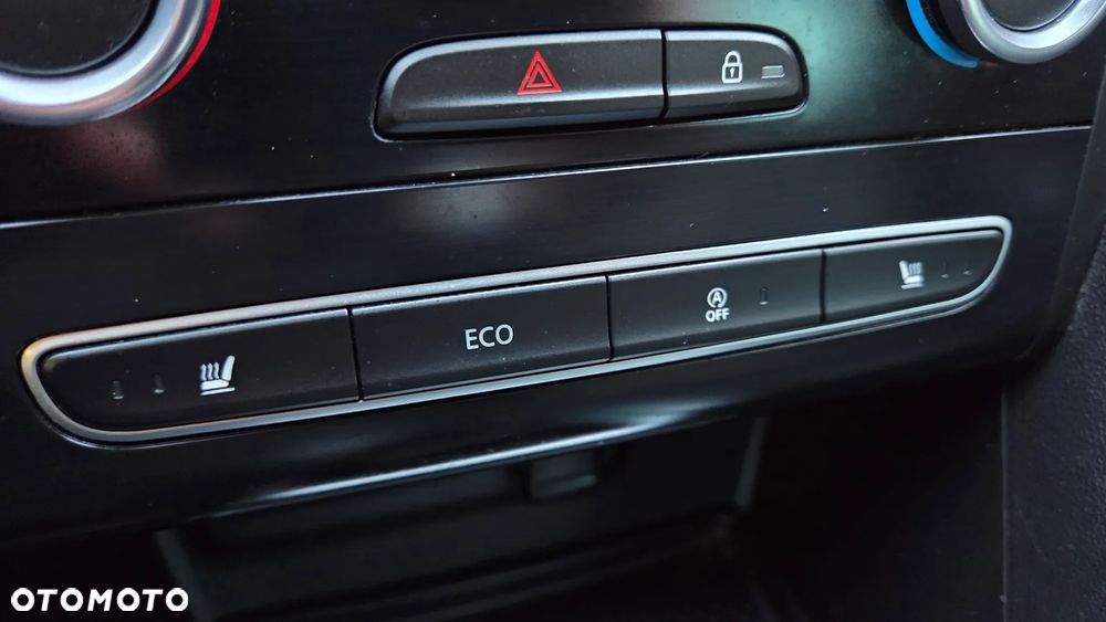 Renault Megane ENERGY dCi 130 BOSE EDITION - 19