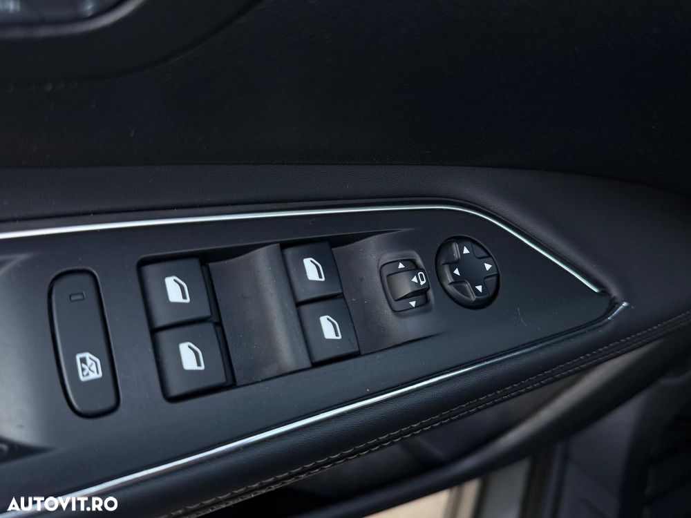 Peugeot 3008 - 14