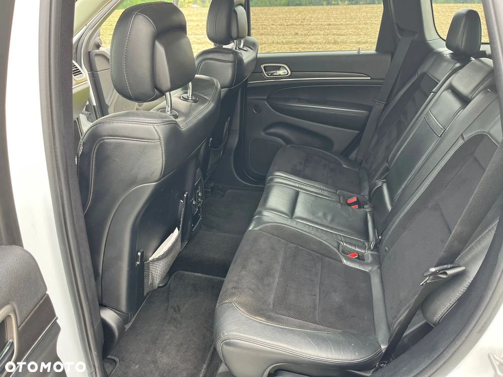 Jeep Grand Cherokee - 8